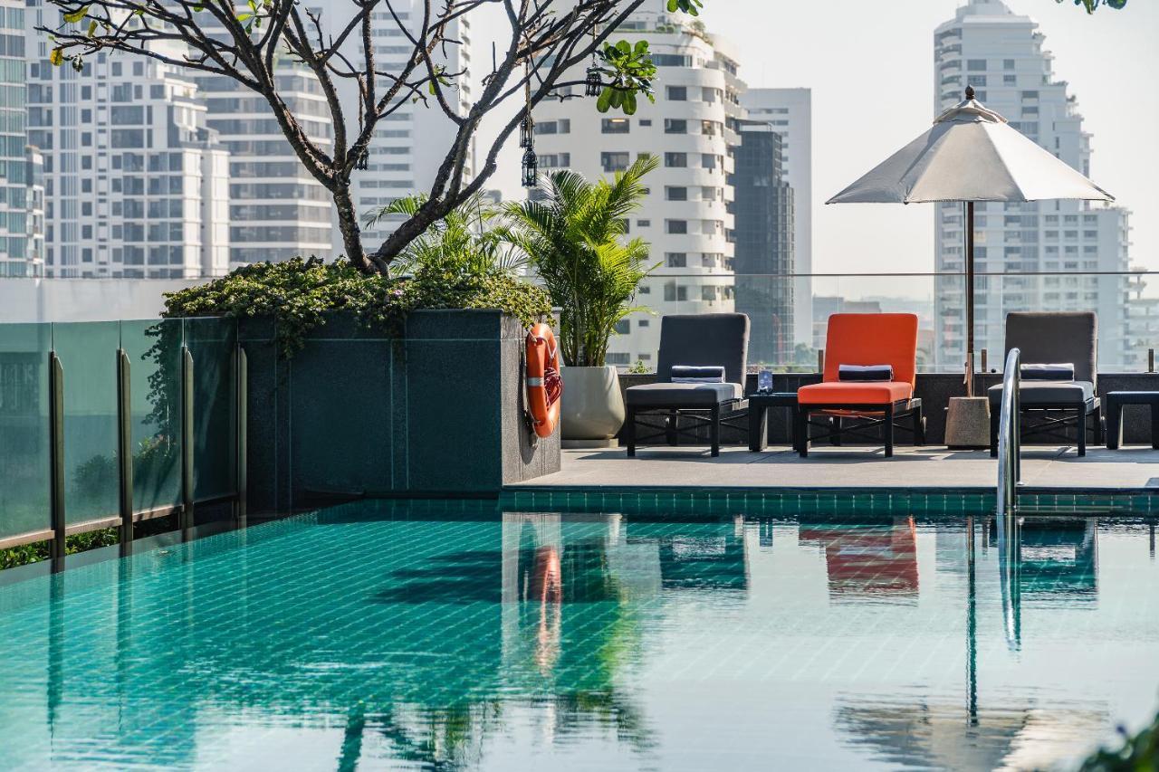 Muu Bangkok, Small Luxury Hotels Of The World Dış mekan fotoğraf The swimming pool at the hotel